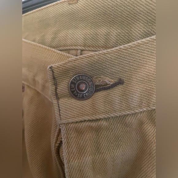 Jean Levis - Picture 3 of 3